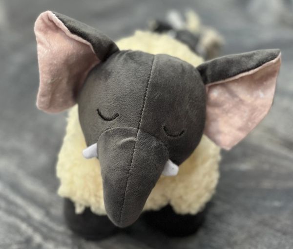 Hovedbilde Myke plysjleker i resirkulerte materialer